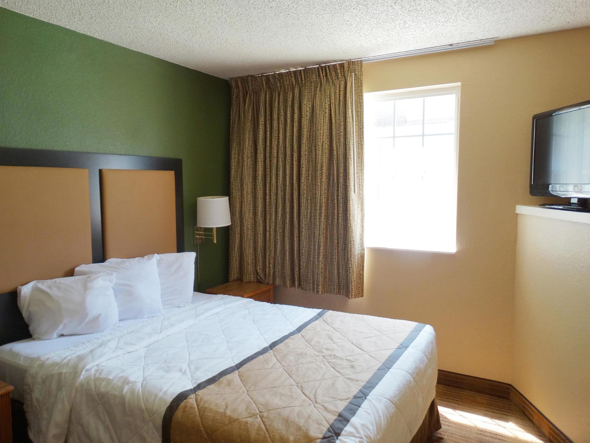 Extended Stay America Select Suites - Orlando - Lake Mary - 1040 Greenwood Blvd Extérieur photo
