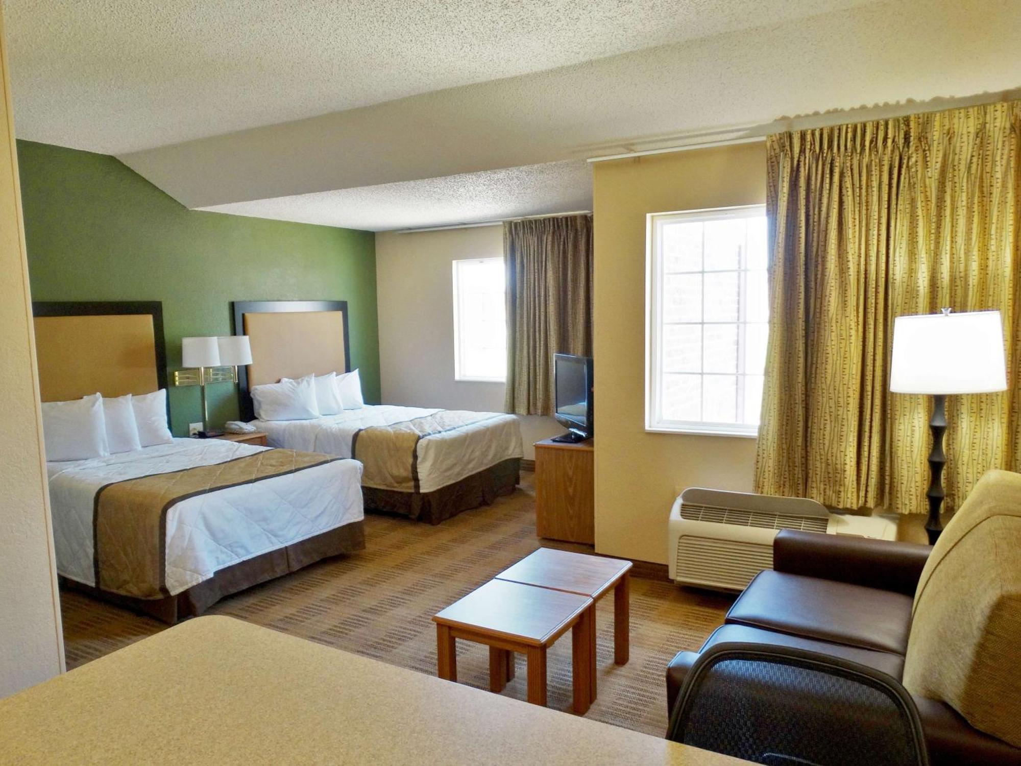 Extended Stay America Select Suites - Orlando - Lake Mary - 1040 Greenwood Blvd Extérieur photo
