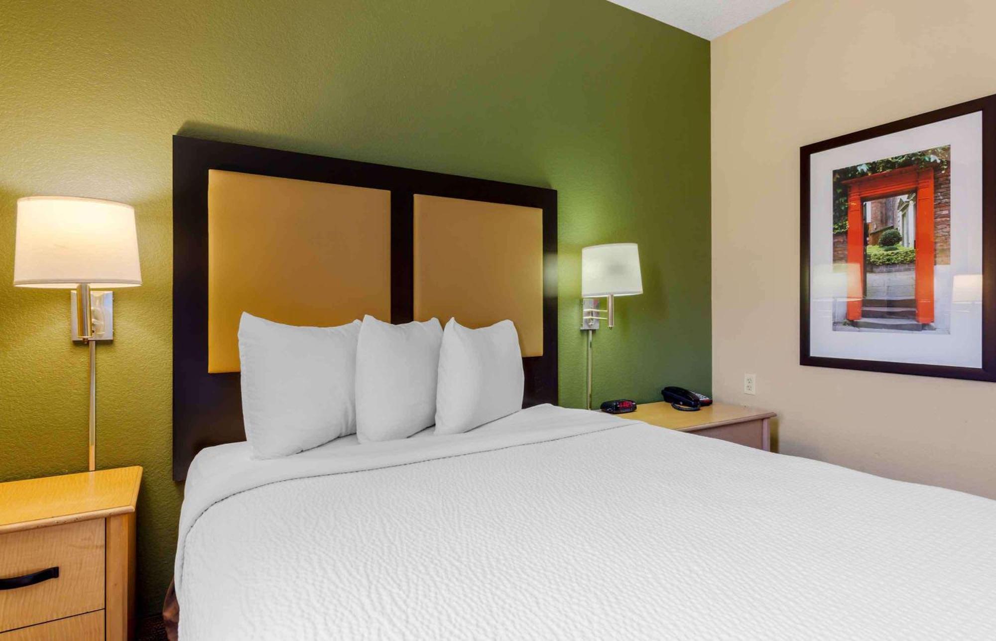 Extended Stay America Select Suites - Orlando - Lake Mary - 1040 Greenwood Blvd Extérieur photo