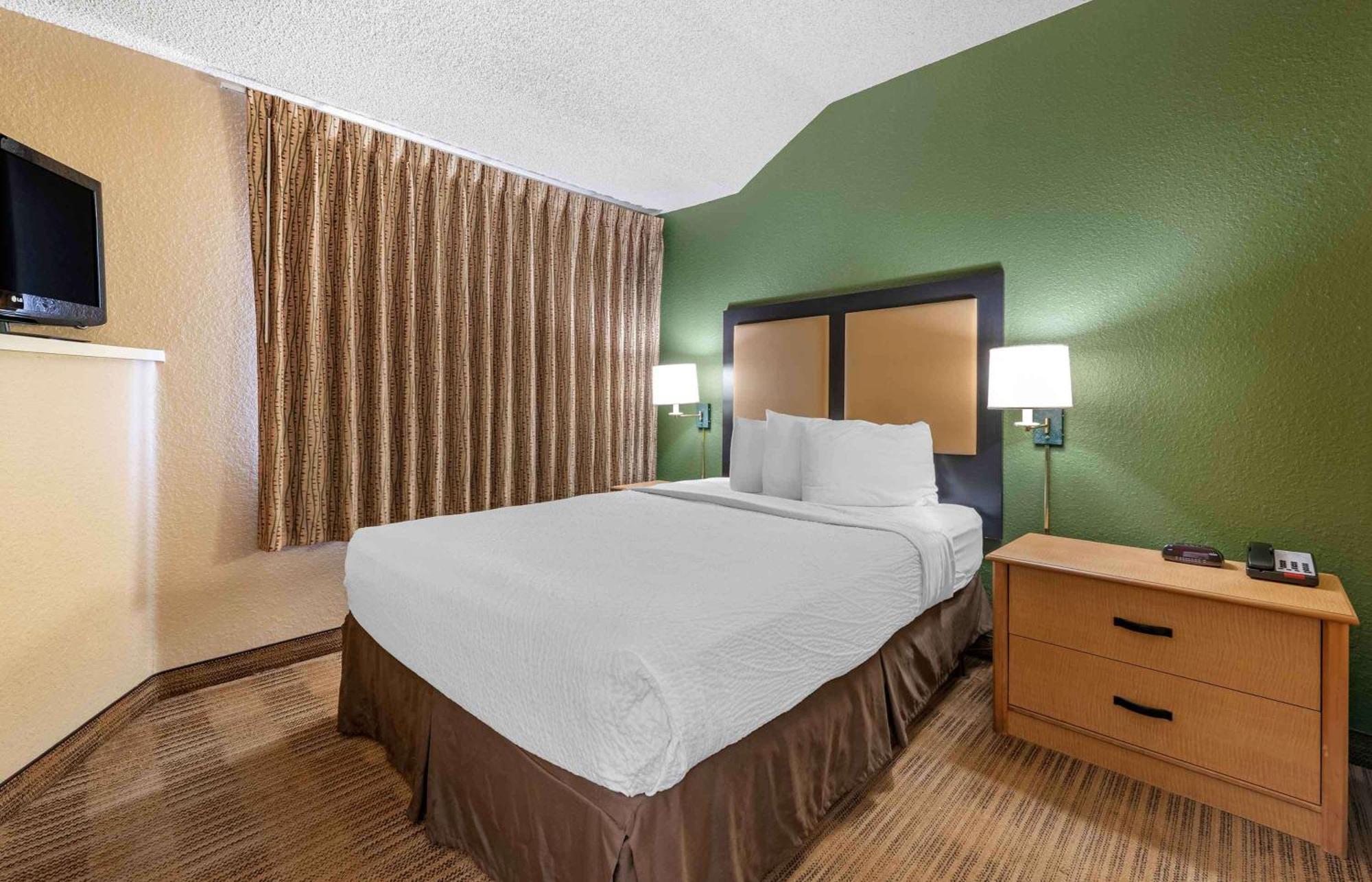 Extended Stay America Select Suites - Orlando - Lake Mary - 1040 Greenwood Blvd Extérieur photo