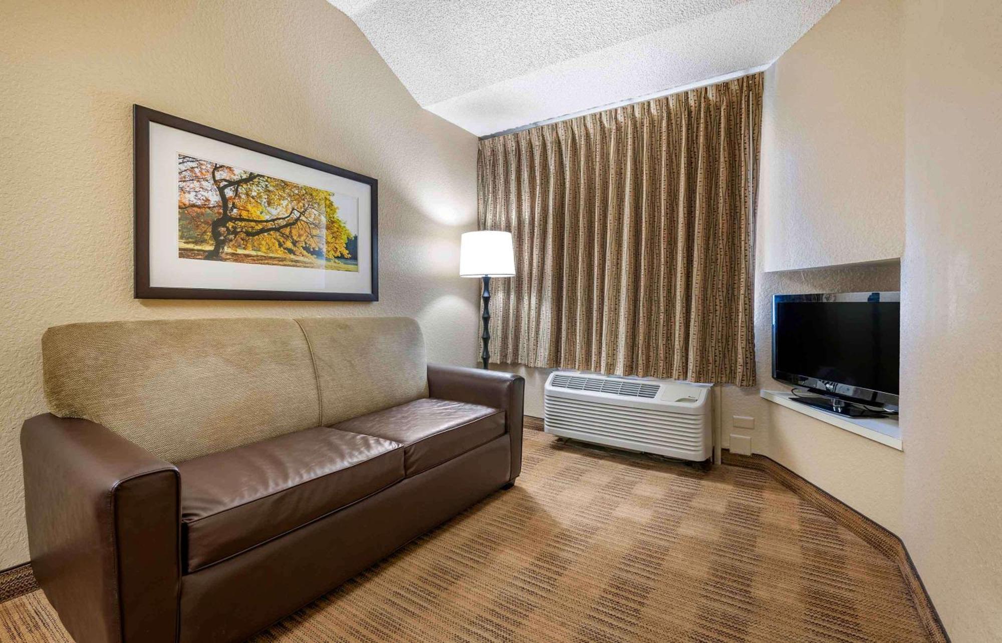 Extended Stay America Select Suites - Orlando - Lake Mary - 1040 Greenwood Blvd Extérieur photo
