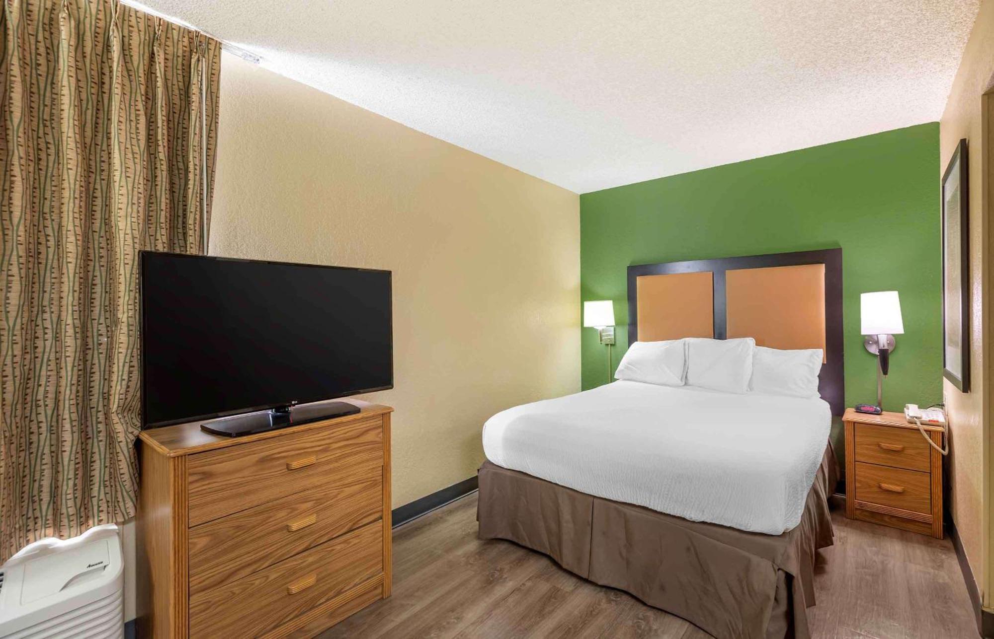 Extended Stay America Select Suites - Orlando - Lake Mary - 1040 Greenwood Blvd Extérieur photo