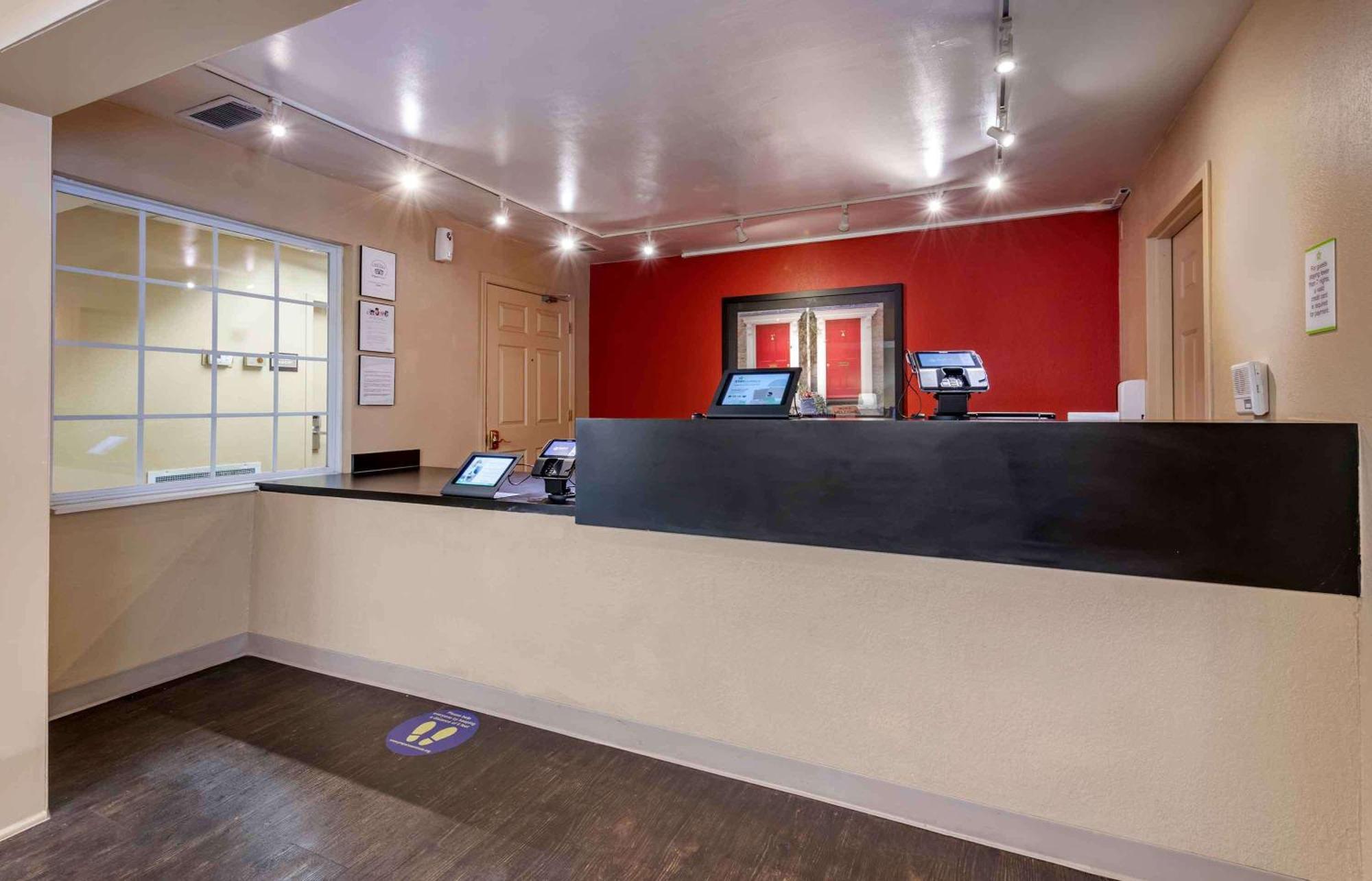 Extended Stay America Select Suites - Orlando - Lake Mary - 1040 Greenwood Blvd Extérieur photo